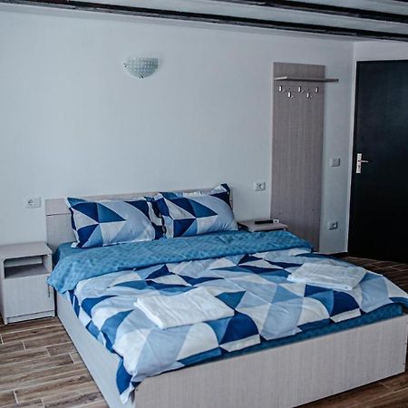 Labebe - Vidraru Hotel Arefu Luaran gambar