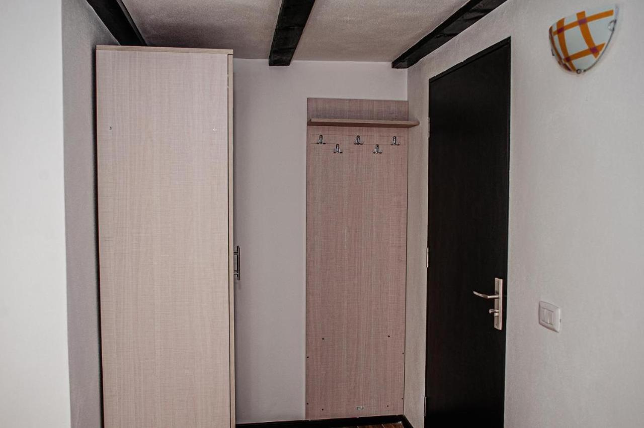 Labebe - Vidraru Hotel Arefu Luaran gambar